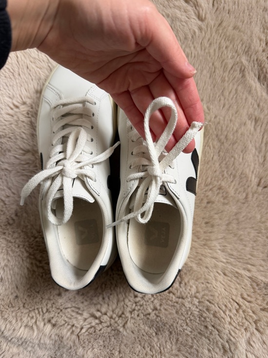 Women’s Veja Campo Tennis Sneaker Black White Size 7 - Picture 3 of 9